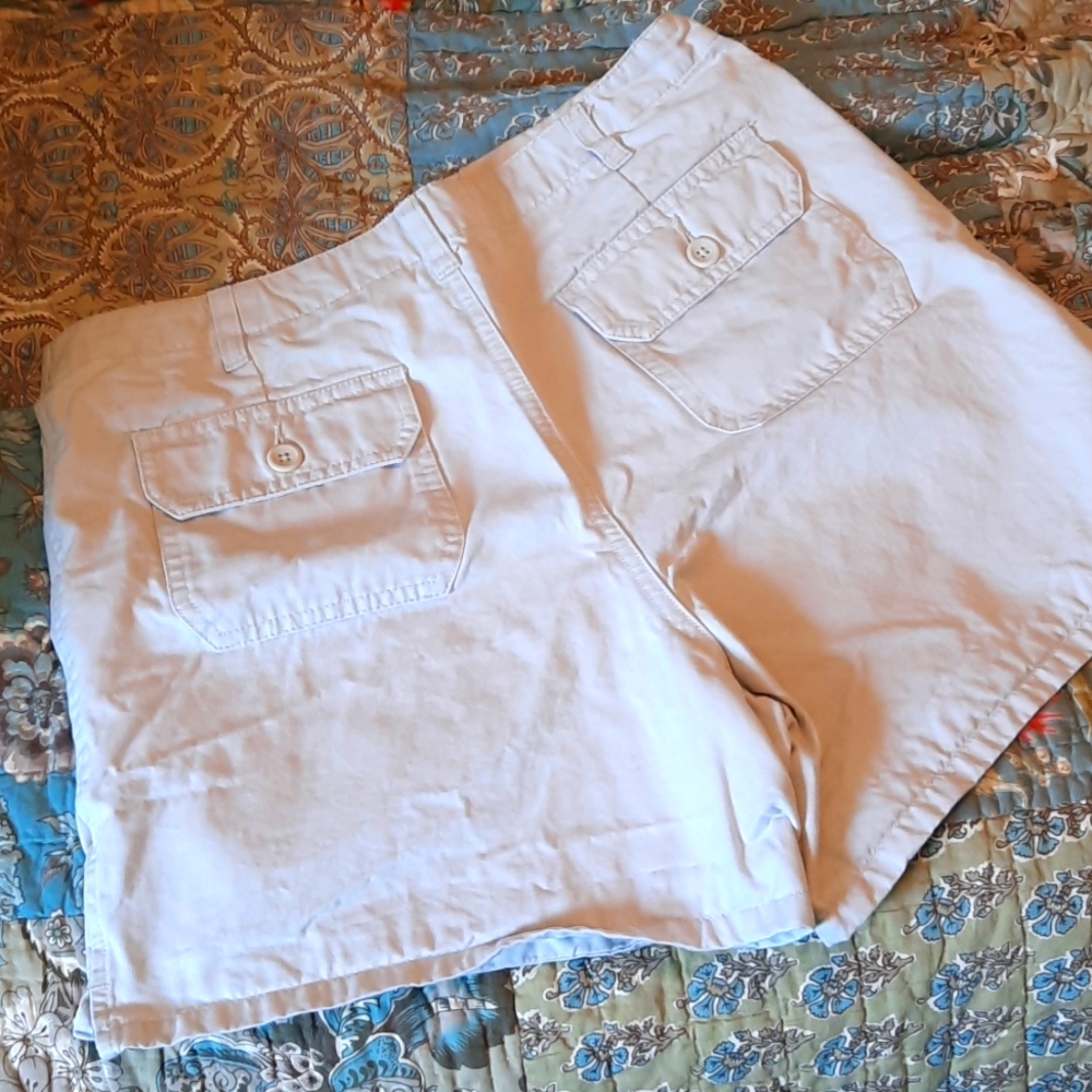 Old Navy matetnity shorts